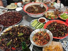 -江湖黑大兔(杨家坪店)