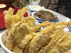 -墨脱石锅椰子鸡•香草鸭•东山羊(大东海店)