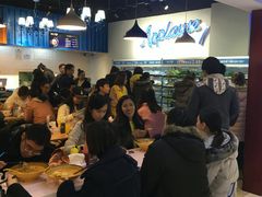 等位区-汇吃汇喝美食街(上海建发浦悦荟广场店)
