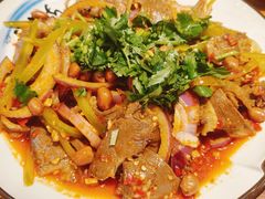 -乡土特色.冷锅鱼.牦牛肉汤锅