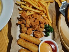 精选小吃三拼-菲滋意式餐厅(加州阳光二店)