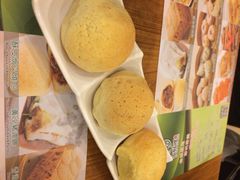 酥皮焗叉烧包-添好运点心专门店(深水埗店)