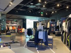 -NIKE品牌体验店(金源新燕莎店)
