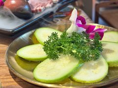 -明洞阿姨·韩式酱蟹烤肉·创意料理(三元桥店)