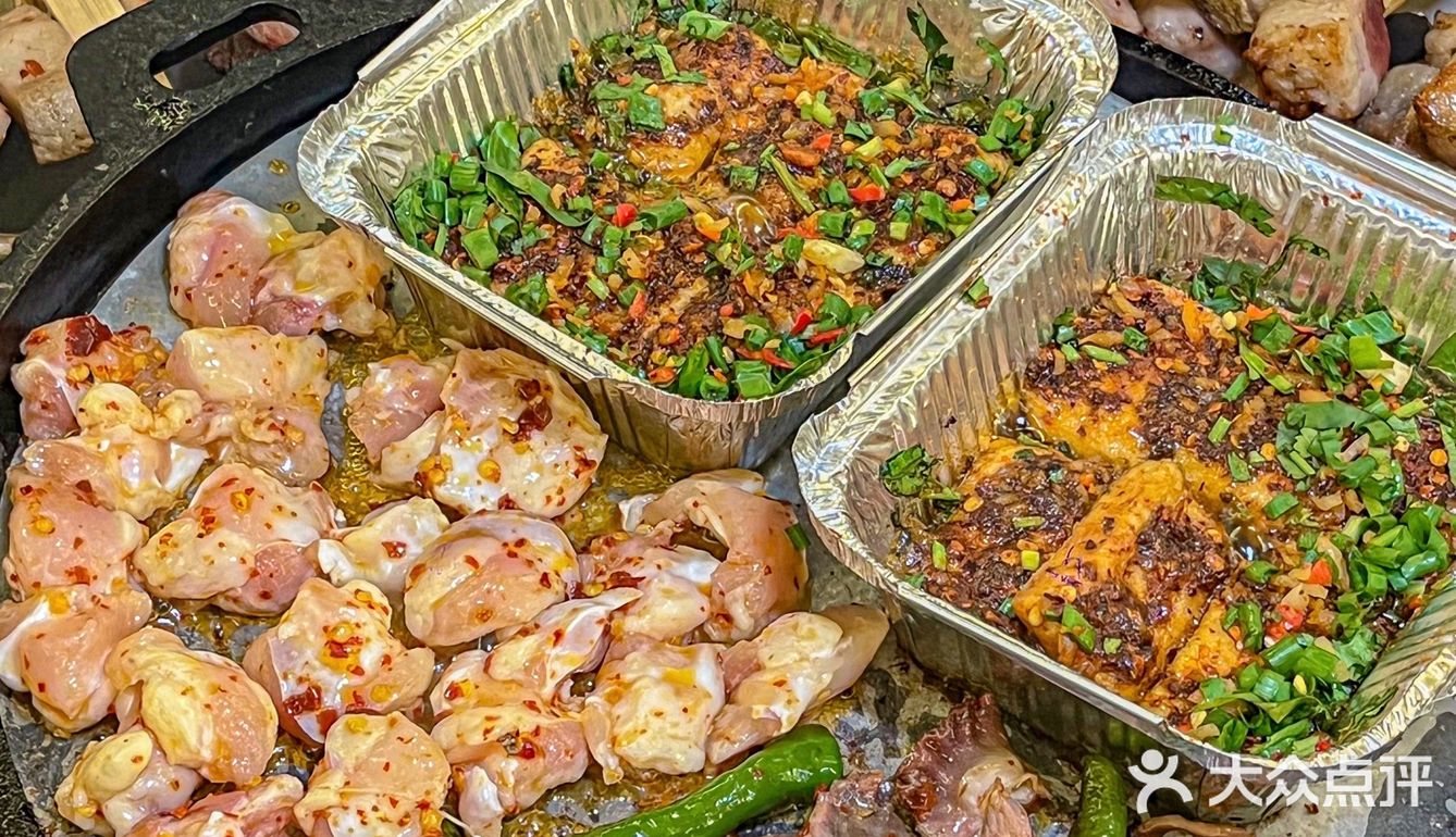 成都超正宗地道的西昌火盆烤肉就在这！
