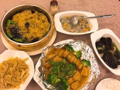 -围龙屋客家食府(福田店)