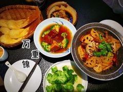 乡村锅边馍馍-万重锦·人文川菜馆(骡马市店)