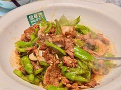 -绿草地·湘菜(酃湖师院店)