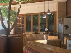 -蜜桃餐厅·伴山(湖滨商业街店)