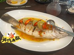 -Chom Cafe and Restaurant