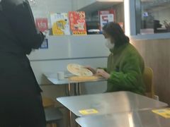 -满记甜品(巴黎春天宝山店)