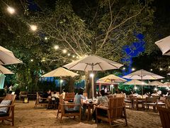 -三亚艾迪逊酒店·海滩烧烤 BARBACOA·现场乐队·浪漫晚餐·烧烤海鲜