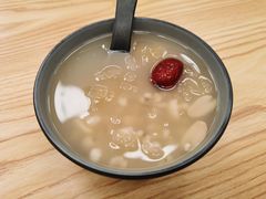 五果甜汤-汕味十足·汕尾特色小吃(海珠店)
