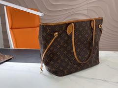 -聚云奢二手奢侈品黄金手表包包回收·中古店(三里屯总店)