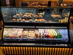 -星巴克(浦东机场T2到达店)