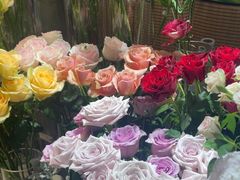 -谷莠子花艺·气球派对·绿植造景·花艺沙龙(金光华广场店)