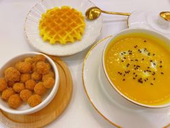 -臻康乃馨月子中心(集美店)