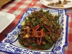 -鲁班小馆(政四街店)