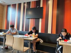 -麦当劳(斜土路2号店)