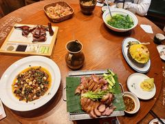 -老滇山寨•云南特色菜•地方菜•民族风情歌舞表演(金碧店)