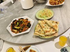 -何适山庄 ·可团建(水长城P2停车场店)