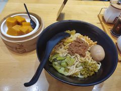 -三千粉牛肉米粉(来客茂店)