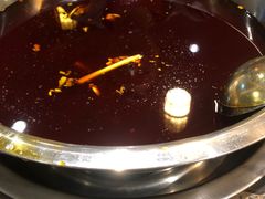 -肖肖酸萝卜鱼火锅(总店)