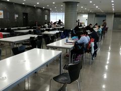 -浦东图书馆读者餐厅