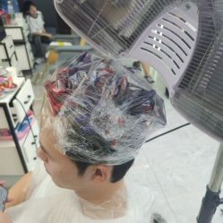 -藤野造型烫发染发