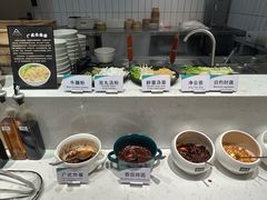 -广州南站万科中心亚朵酒店