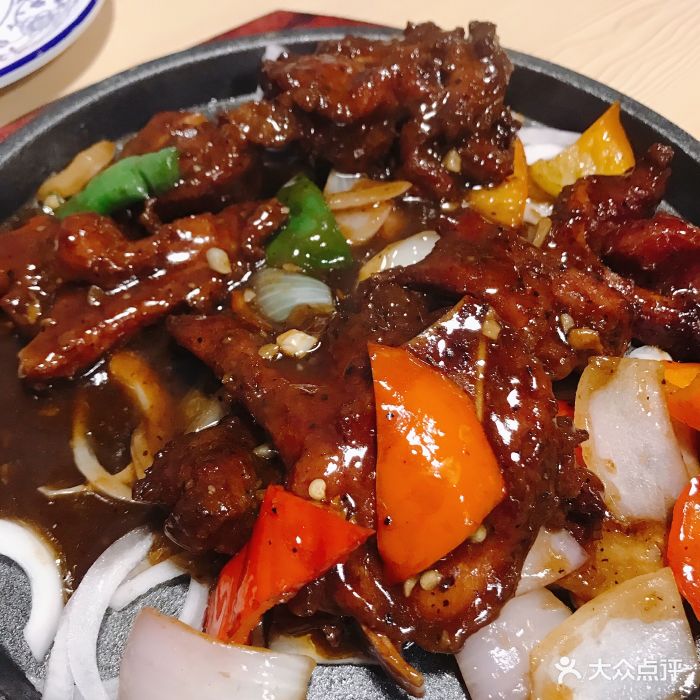 恋鱼(中骏广场店)黑椒猪柳图片 - 第4张