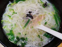 香辣过桥米线-云腾食府·云南菜