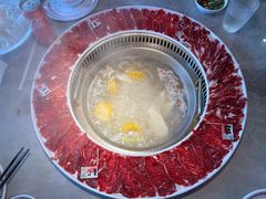 牛骨清汤锅底-三头牛·潮汕牛肉生蚝火锅 (夏湾店)
