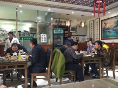 大堂-老爆肚满五香烧牛羊肉