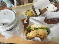 -必胜客(松雷店)