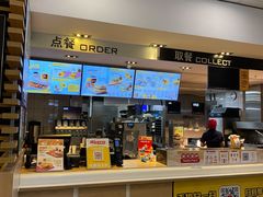 门面-麦当劳(龙洞店)