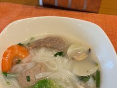 -亚龙湾希尔顿自助餐厅·海鲜·烧烤·沙滩BBQ·现场乐队