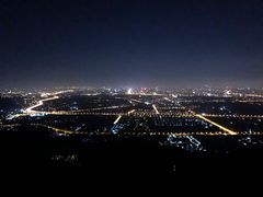 -鬼笑石后山停车场