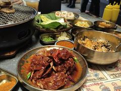 -草家酱蟹炭火烤肉店(珲春南路二店)