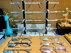 -Trend1881视光·蔡司视觉(领展广场店)