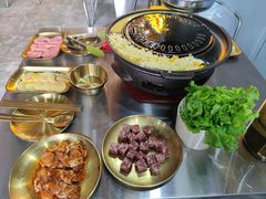 -胡悦里韩式烤肉(芝罘万达广场店)