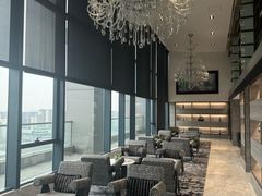 -上海虹桥西郊假日酒店