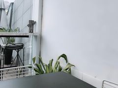 -UNI UNI(环亚凯瑟琳店)