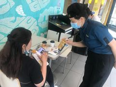 -麦当劳(虹梅路地铁站店)