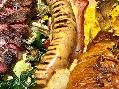 -Mark&Mars Restaurant