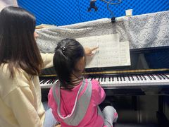 -琴芳艺所艺术培训.古筝钢琴