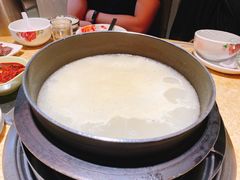 狗肉火锅-英子补身汤(海兰路店)