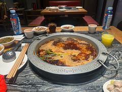 -杨肥肠火锅大排档(火车站花园店)