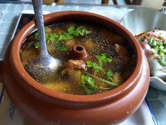 -小厨子私房菜·云南美食店