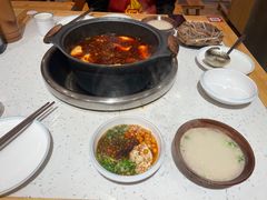 -佬缸炮江湖川菜(玉林店)